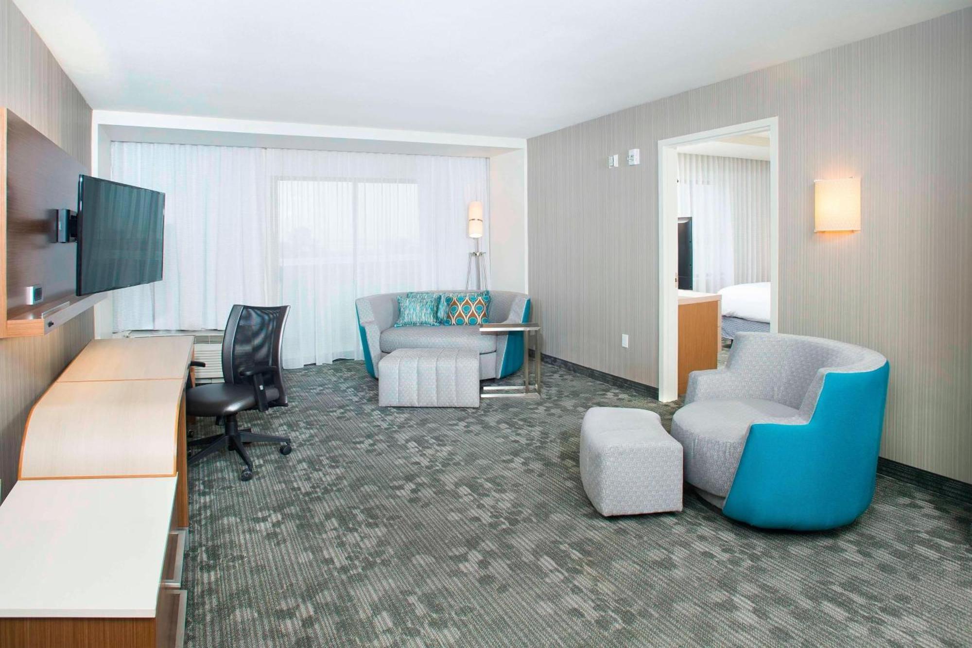 Courtyard By Marriott Redwood City Exterior photo