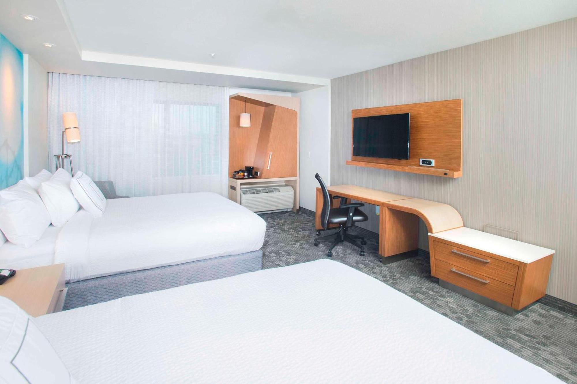 Courtyard By Marriott Redwood City Exterior photo
