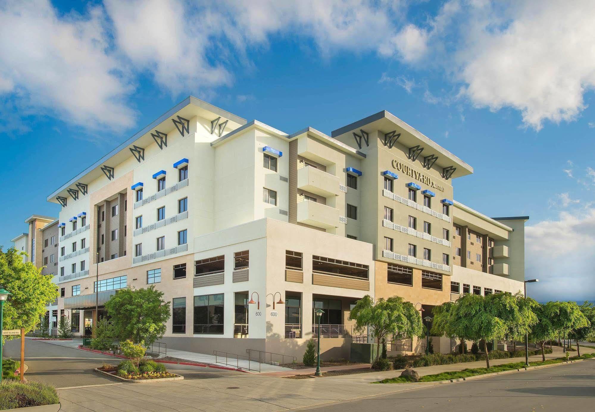 Courtyard By Marriott Redwood City Exterior photo